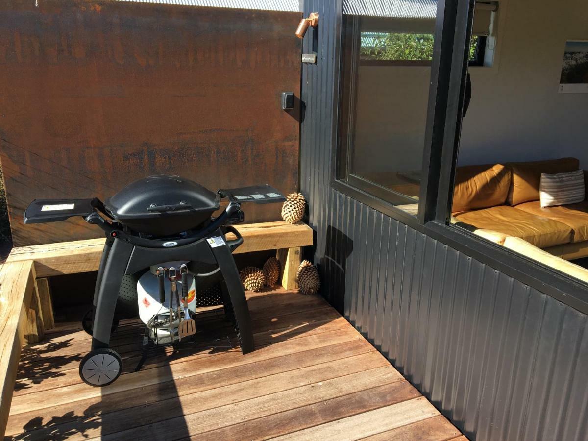 Black Beech House With Stunning Outdoor Bath بحيرة تيكابو المظهر الخارجي الصورة